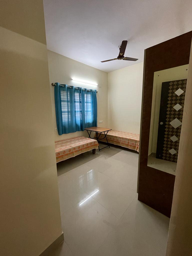 Single Sharing Room